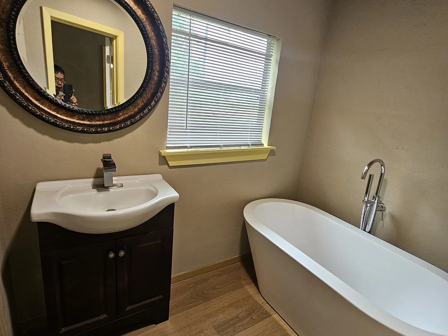 3 bed, 970 sqft, $1,550 — Photo 4