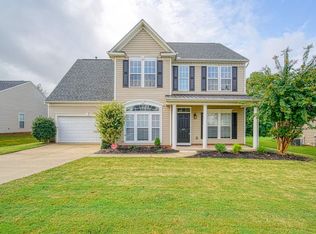 147 Castleton Cir, Boiling Springs, SC 29316