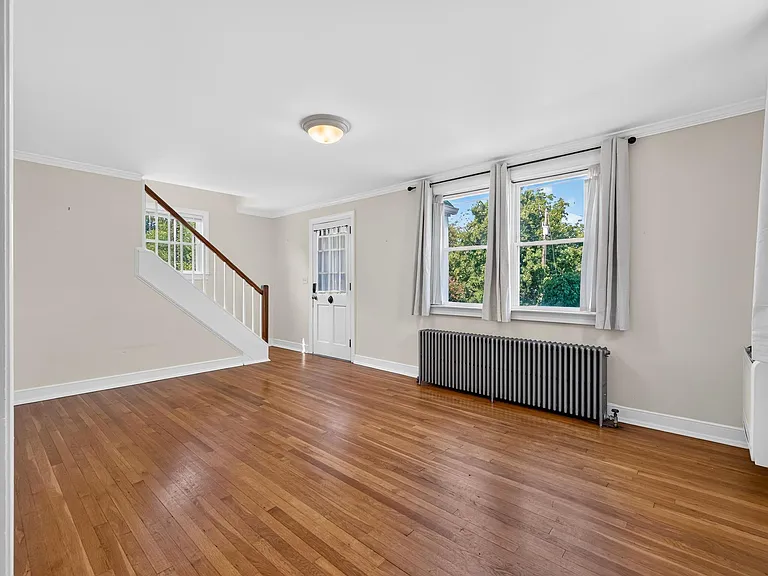 118 Summit St — Photo 34