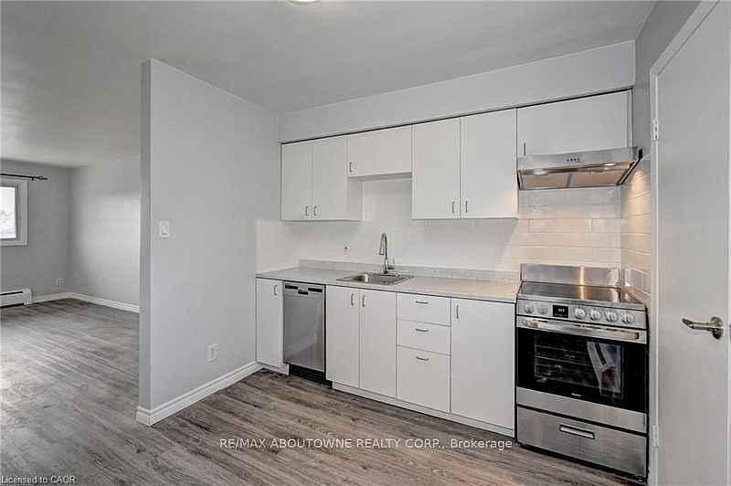 Kitchener Apartment for rent - 1 Bedroom — photo 18