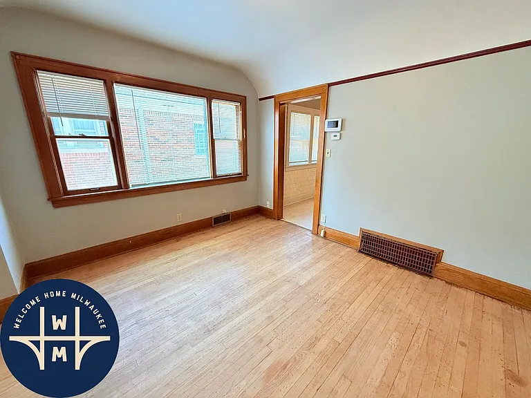 3021 N 61st St #LOWER — Photo 5