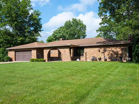 2nd image of 8244 Lake Vista Dr