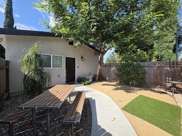6956 Glade Ave, Canoga Park, CA 91303