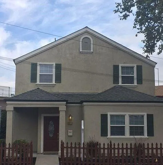 3517 T St — Photo 3