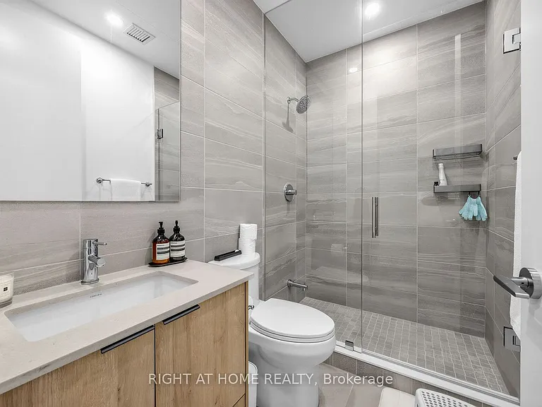 722 Marlee Ave #206 — Photo 20
