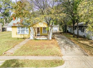 2317 Honeysuckle Ave, Fort Worth, TX 76111