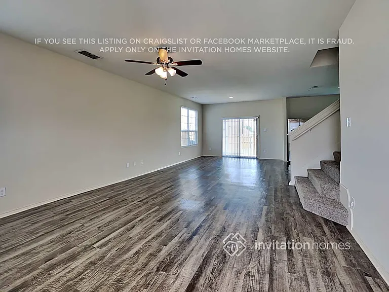 2820 Englefield Grn — Photo 6