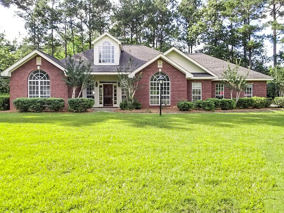 1st image of 120 Courtland Dr