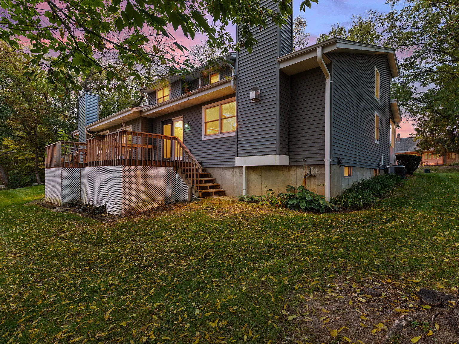 825 Main St — Photo 4