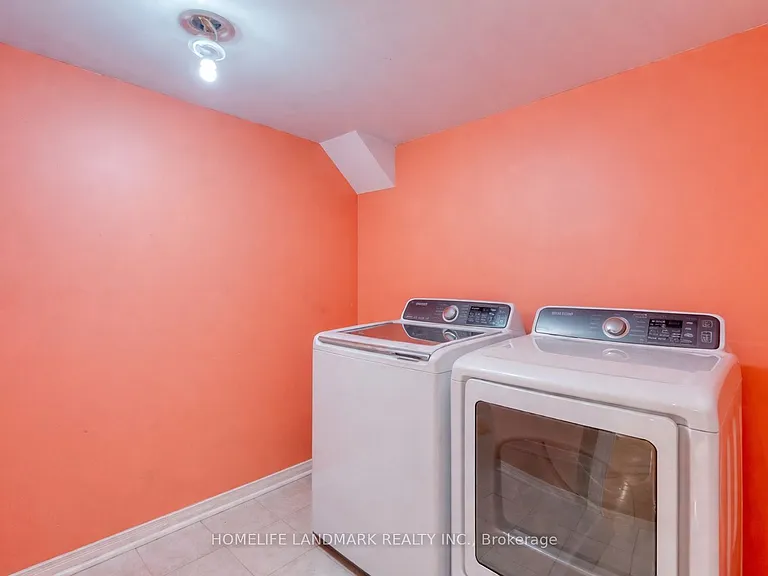 127 Rizal Ave — Photo 44