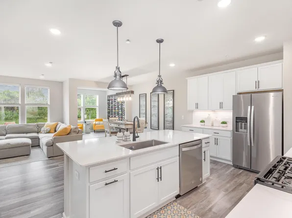 4892 Avery Ct, Eagan, MN 55123