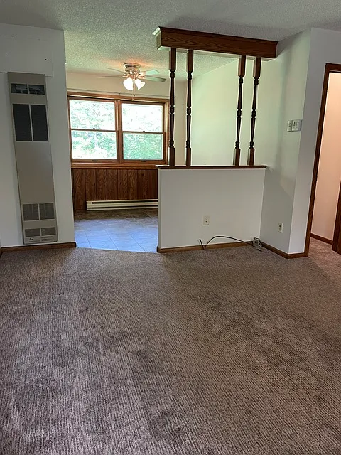 2 bed, 1000 sqft, $1,600 — Photo 3