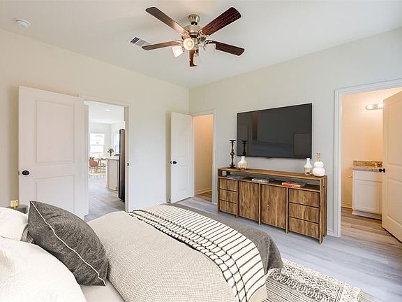 3rd image of 4028 Avenue N 1/2