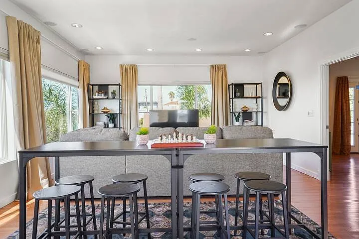 4551 Narragansett Ave — Photo 13