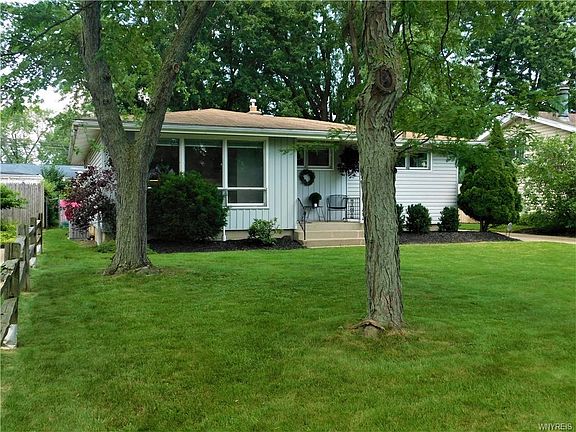 2nd image of 73 Cranburne Ln