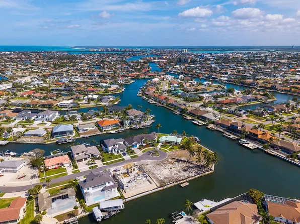 839 Dandelion Ct, Marco Island, FL 34145