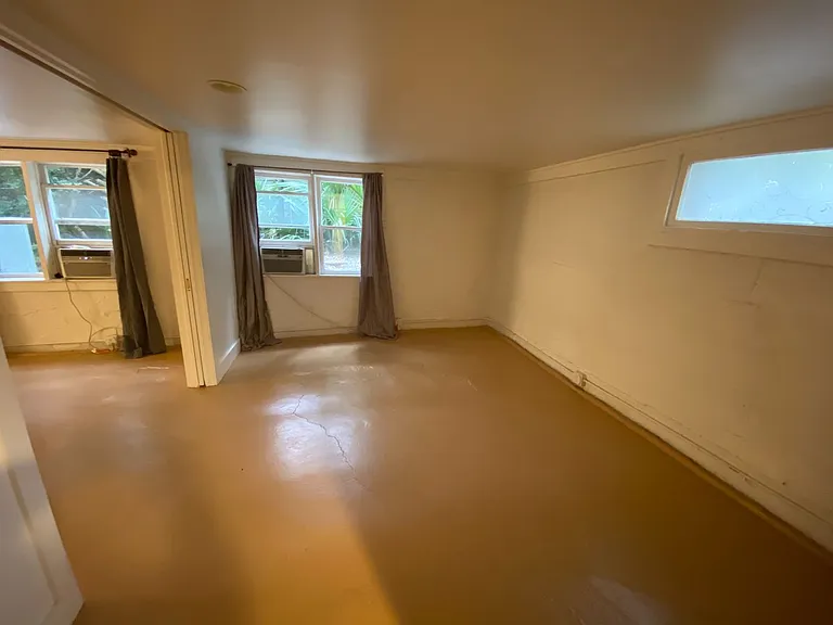 1501 West 9th Street — Photo 25