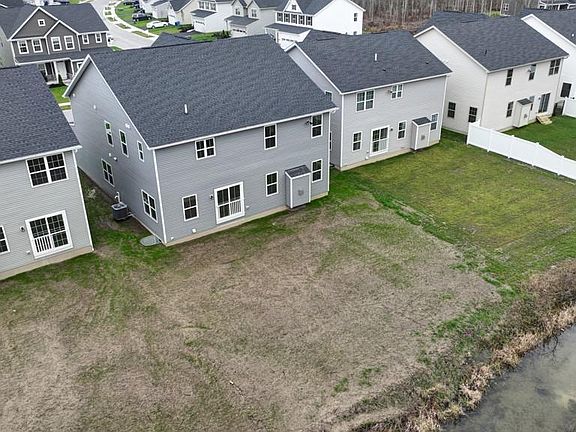 2nd image of 210 Sierra Dr