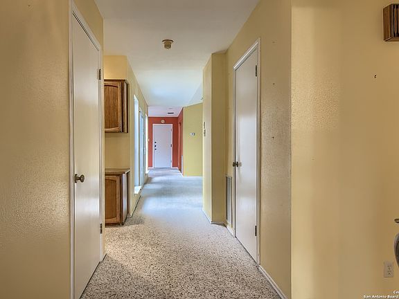 4th image of 4226 HILTON HEAD ST