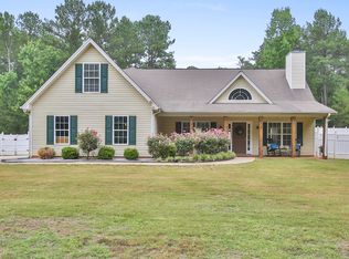 27 Woodside Dr, Newnan, GA 30263