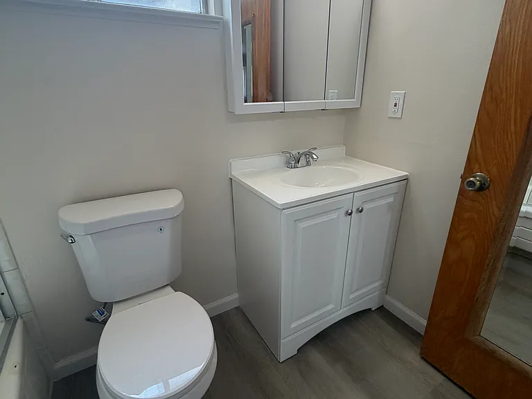 2333 Humboldt Ave #B — Photo 12