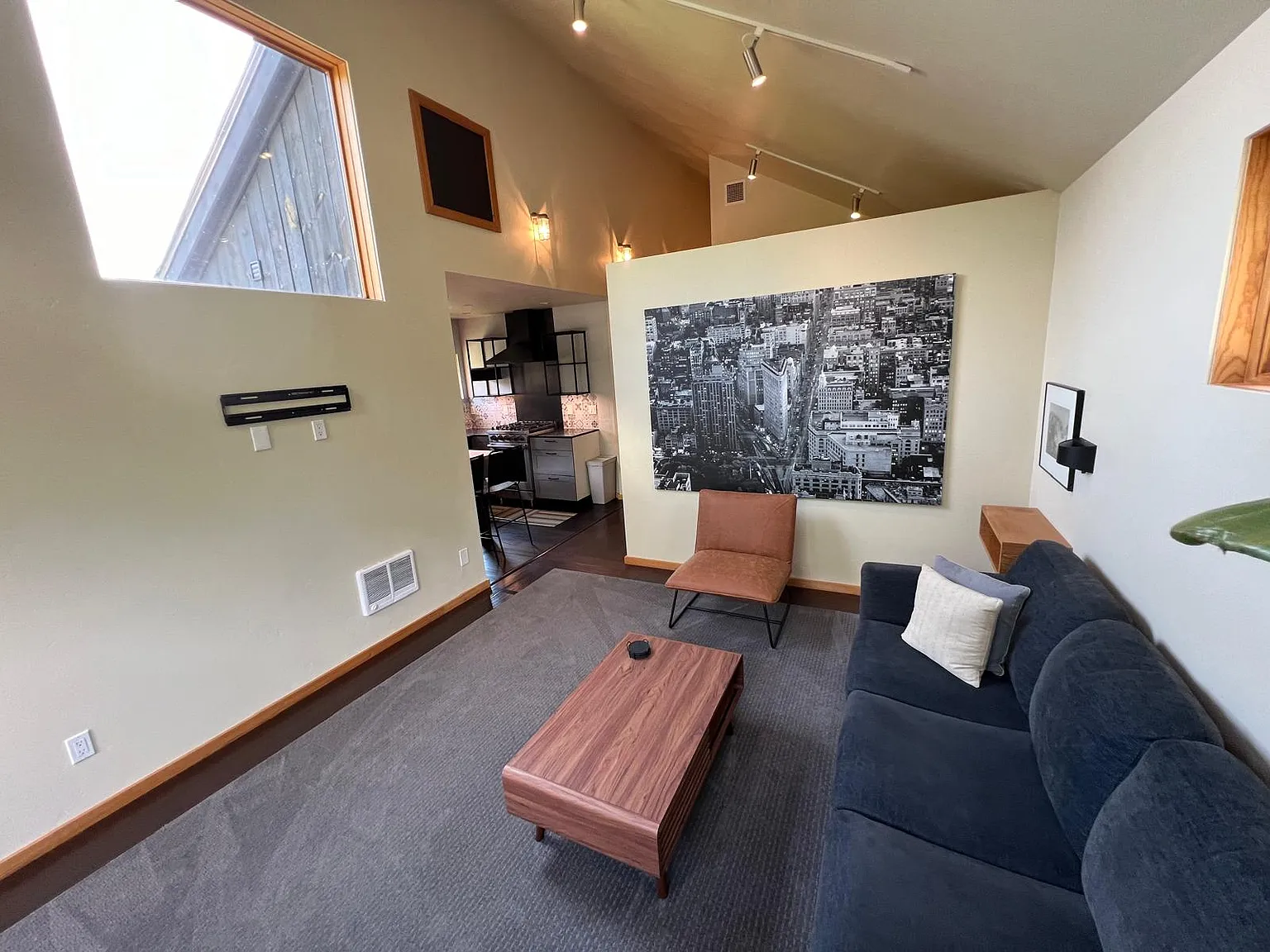 1 bed, 550 sqft, $1,850 — Photo 4