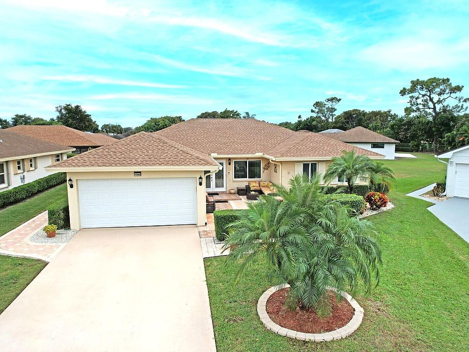 1st image of 10668 S Greentrail Drive S