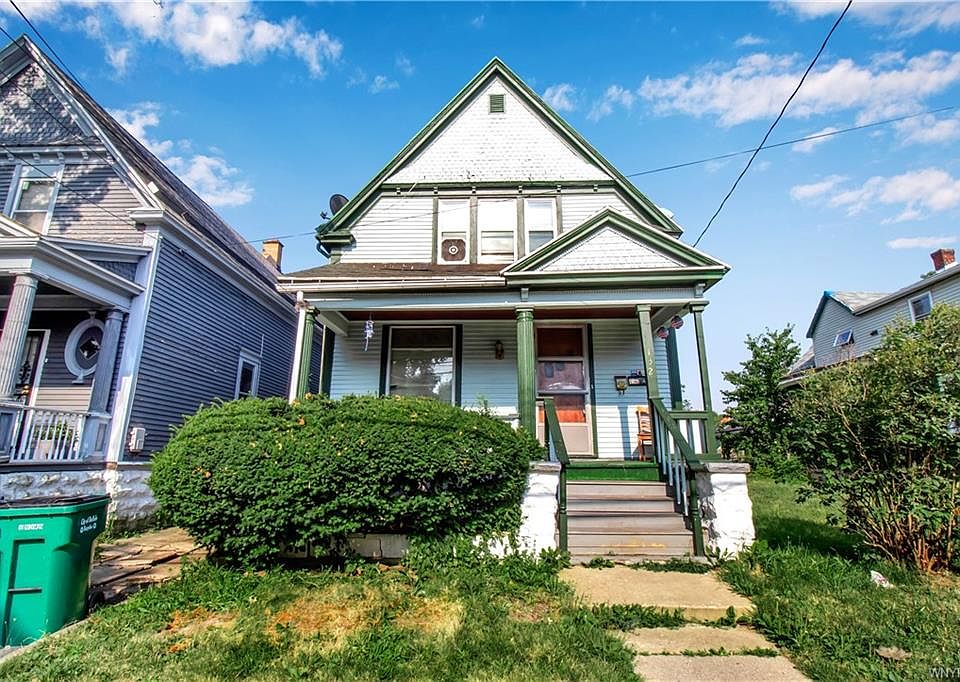 1st image of 132 Moselle St