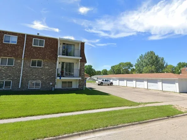 Welcome to Dilworth Estates!, 202 5th St NW #15, Dilworth, MN 56529