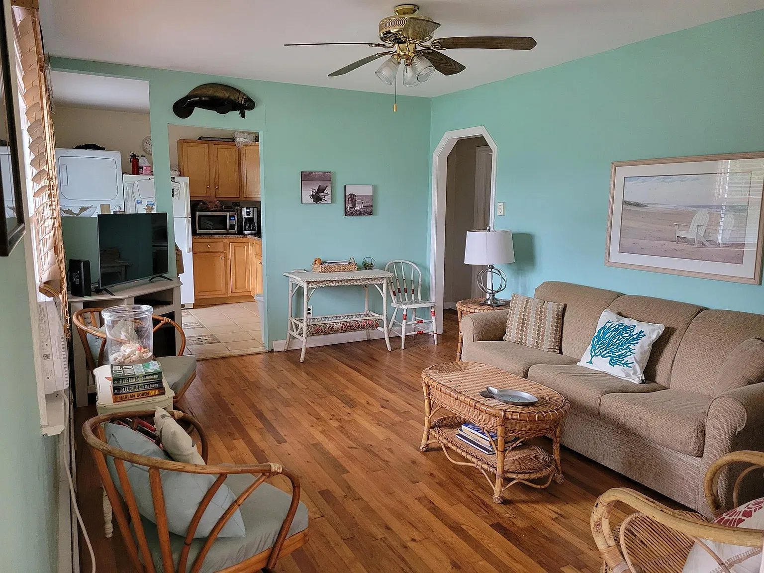 2 bed, 876 sqft, $1,995 — Photo 2
