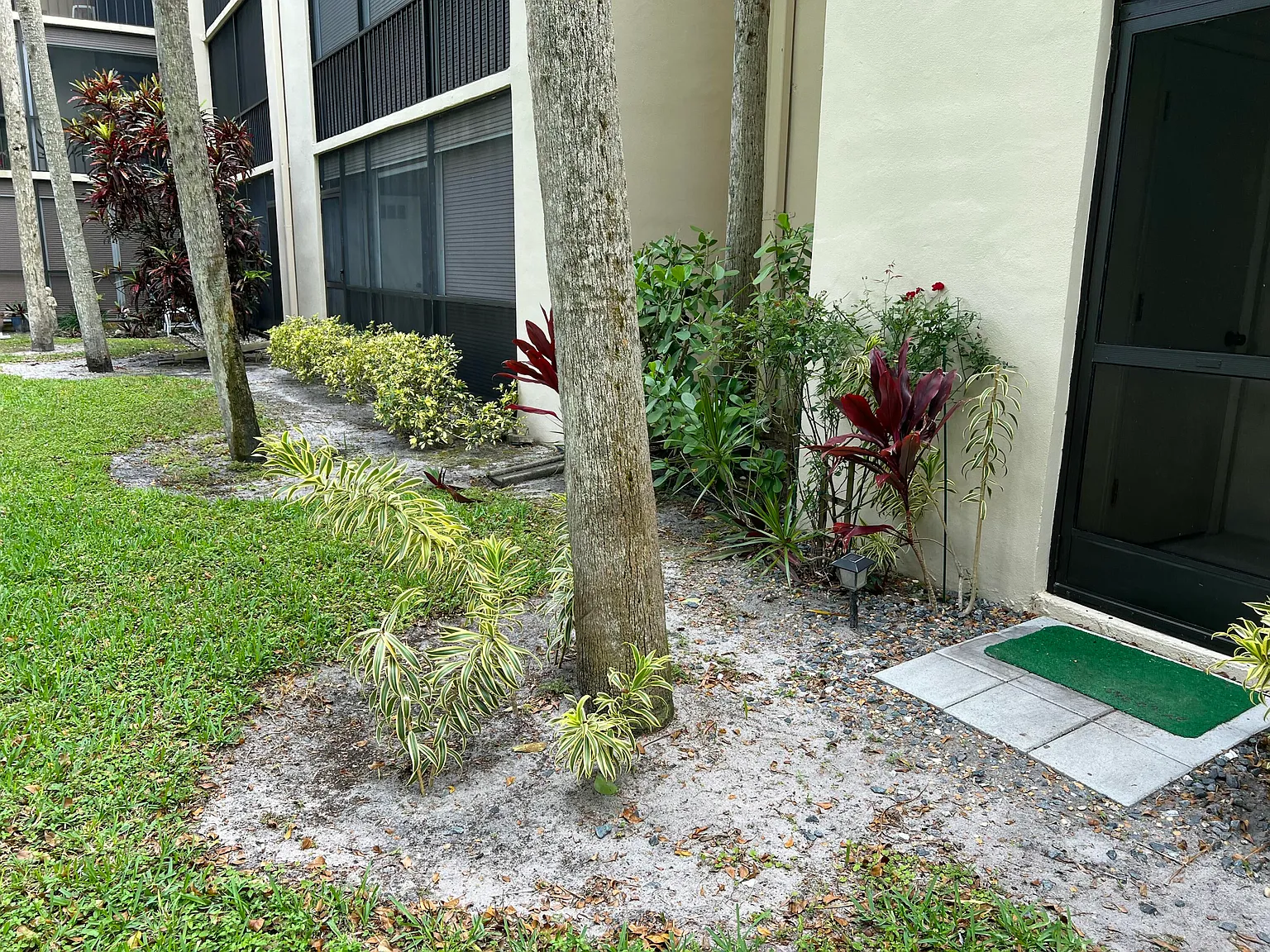 5220 — Photo 3