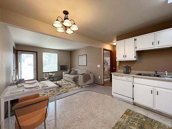 2nd image of 3540 Norton St #102