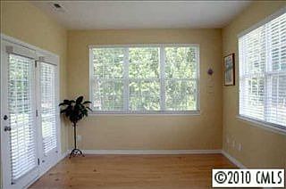 5th image of 13602 Delstone Dr