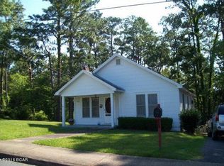 915 Morgan Ave, Chattahoochee, FL 32324