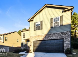 828 Lake Chas, Fairburn, GA 30213