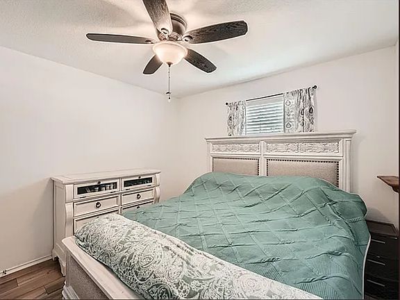 4th image of 13517 Knights Branch Dr