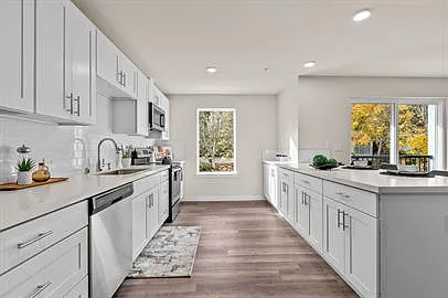 12625 NE Woodinville Dr #201 — Photo 5