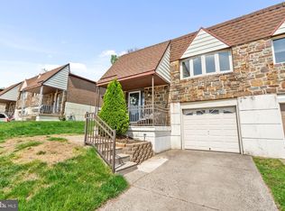 15146 Ina Dr, Philadelphia, PA 19116