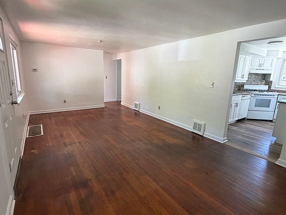4th image of 164 Lynnwood Dr
