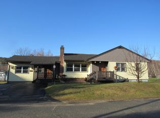 11 Potter St, Gorham, NH 03581