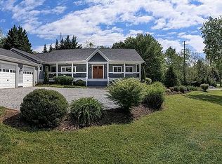 131 Yon Hill Rd, Hendersonville, NC 28792