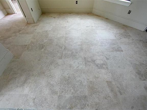 4th image of 21918 W Firemist Ct