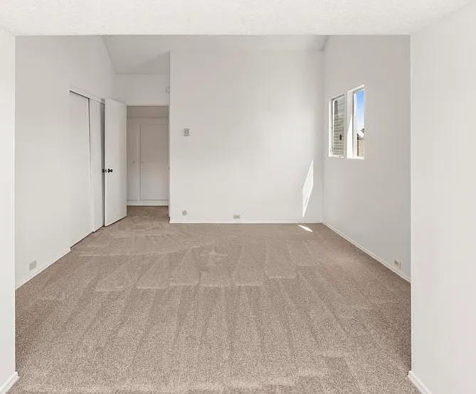 16138 Via Madera Circa E — Photo 32