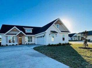 535 Country Club Dr, Alamo, TX 78516