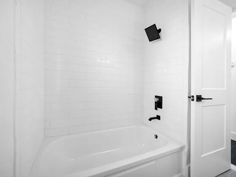 314 Oakland Ave — Photo 12