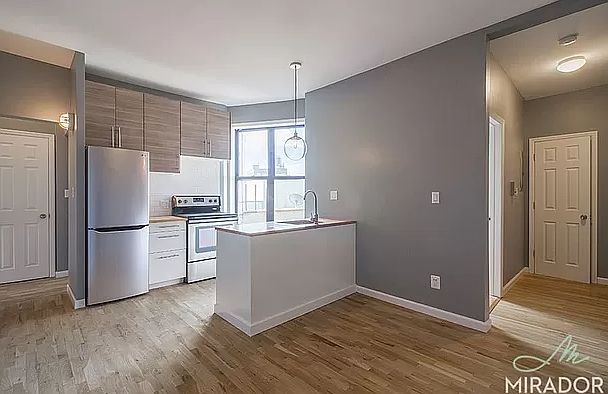 1st image of 425 Grand Ave APT E6