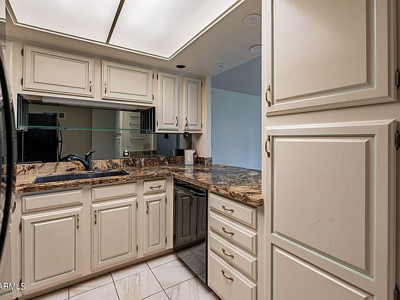 5th image of 10330 W THUNDERBIRD Boulevard #C118