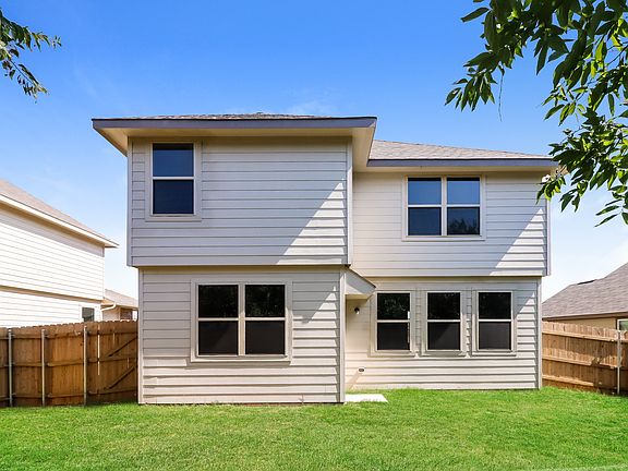 3rd image of 2533 Burr Oak Ln