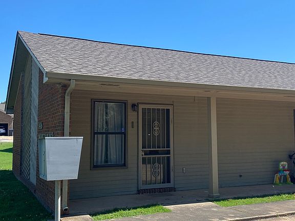 5th image of 1416 Marketplace Dr #1
