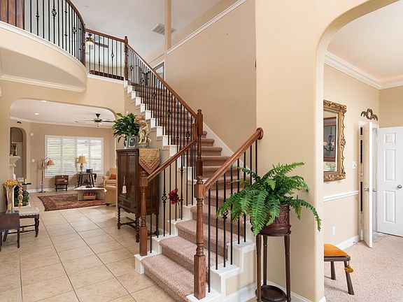 4th image of 3413 Queensburg Ln